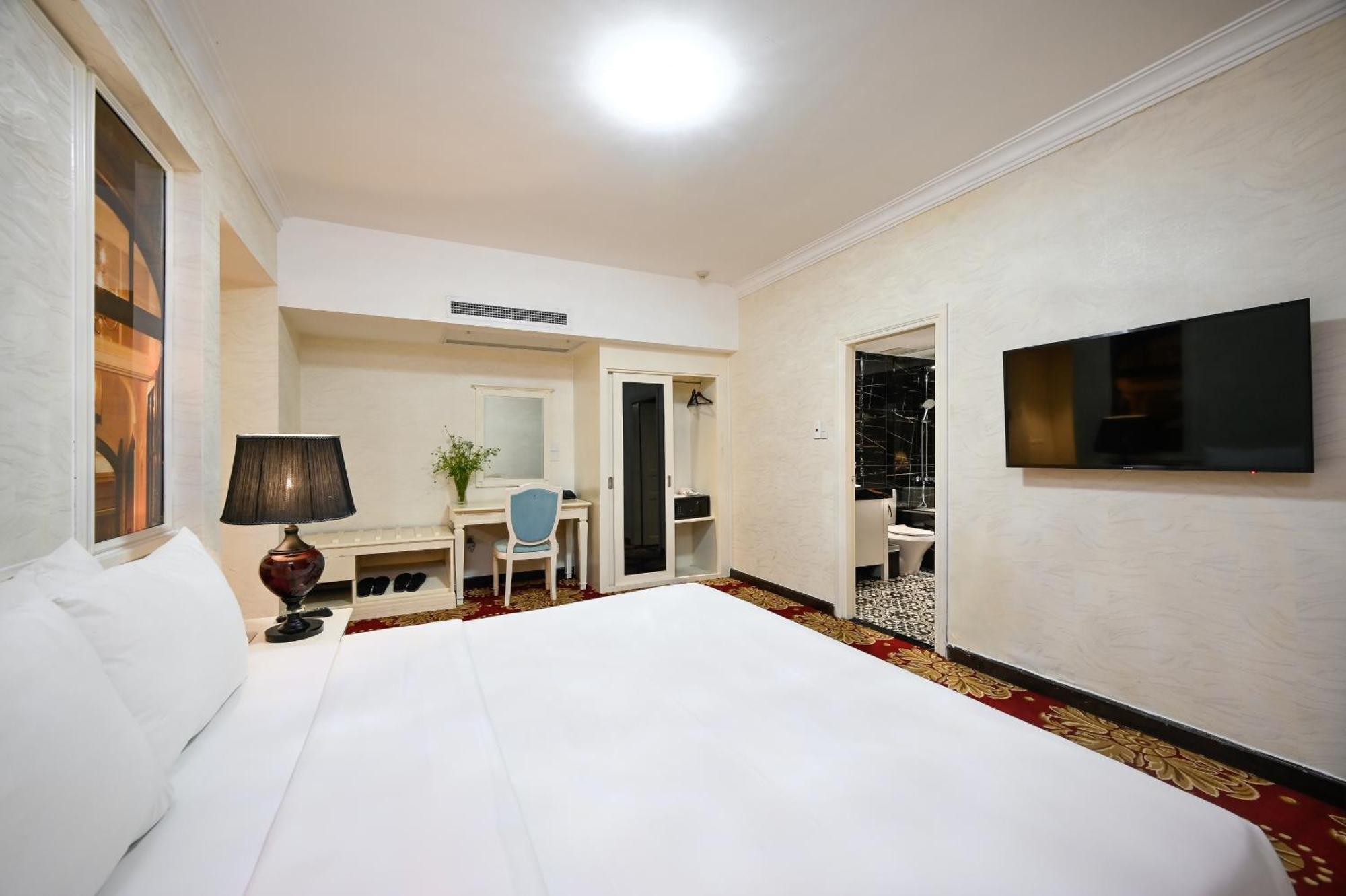 California Saigon Hotel & Rooftop Pool Thành Pho Ho Chí Minh Esterno foto
