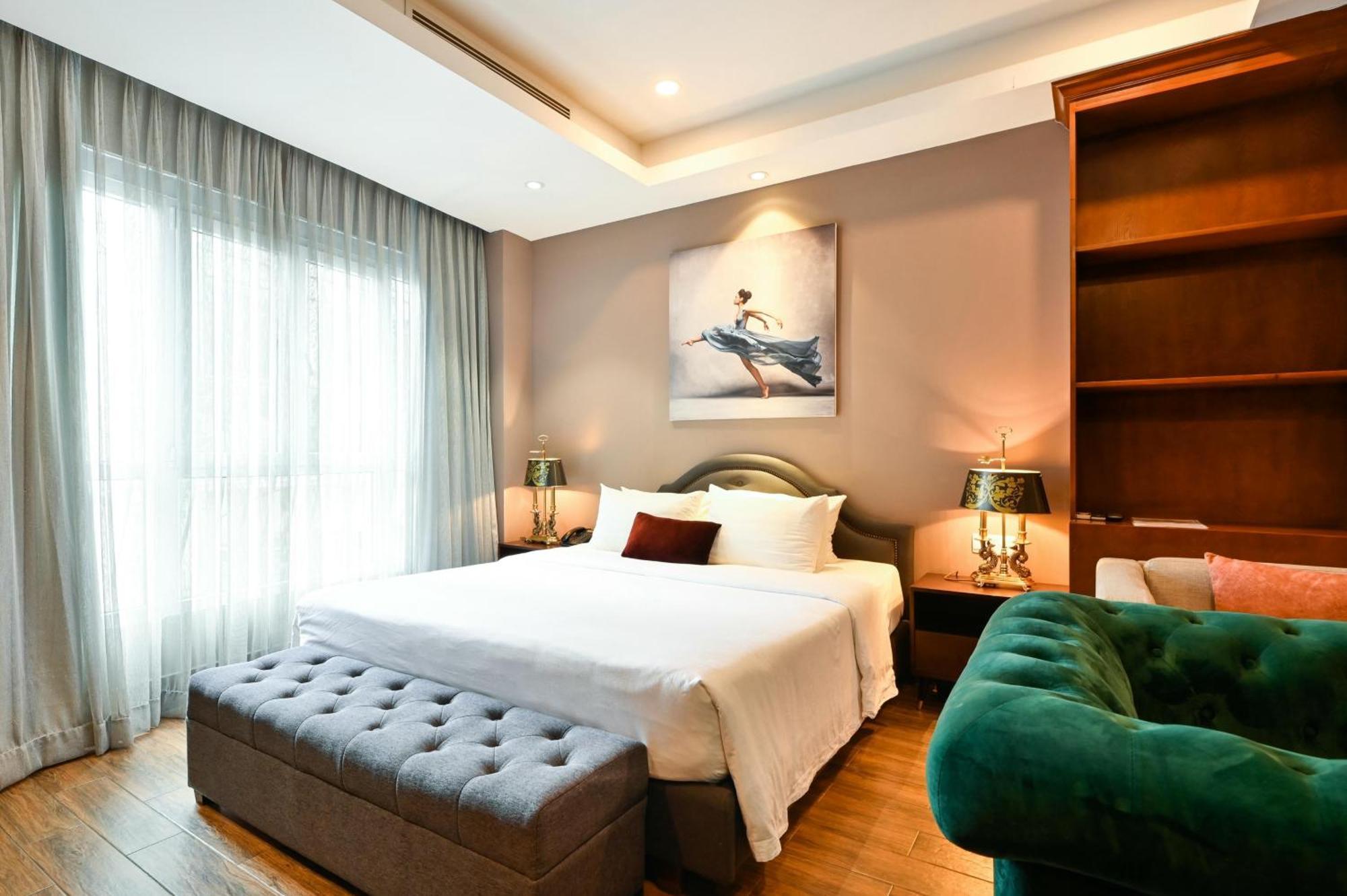 California Saigon Hotel & Rooftop Pool Thành Pho Ho Chí Minh Esterno foto